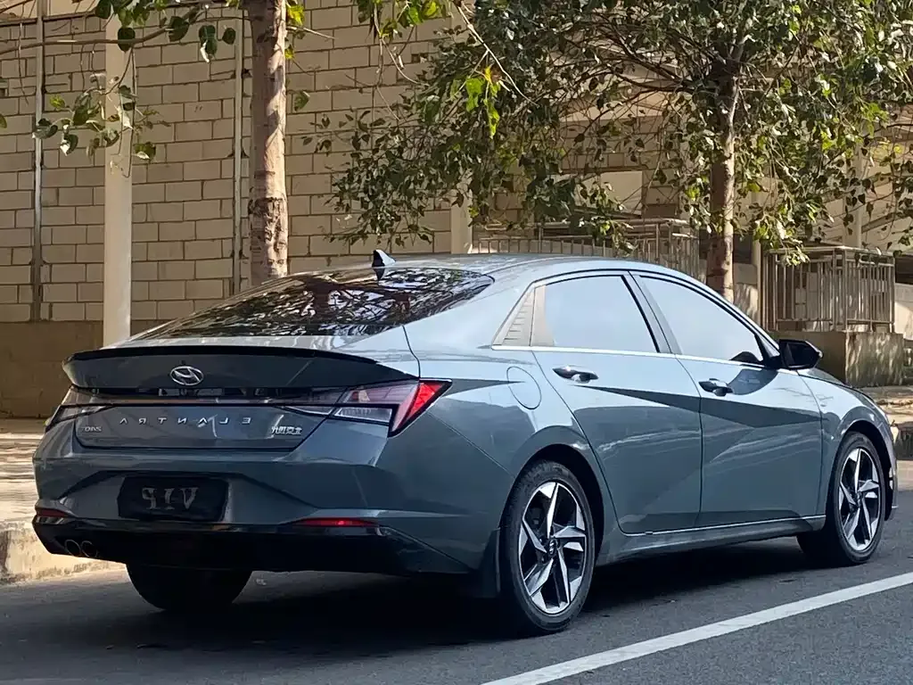 Hyundai Elantra 2022 из CN, фото 8