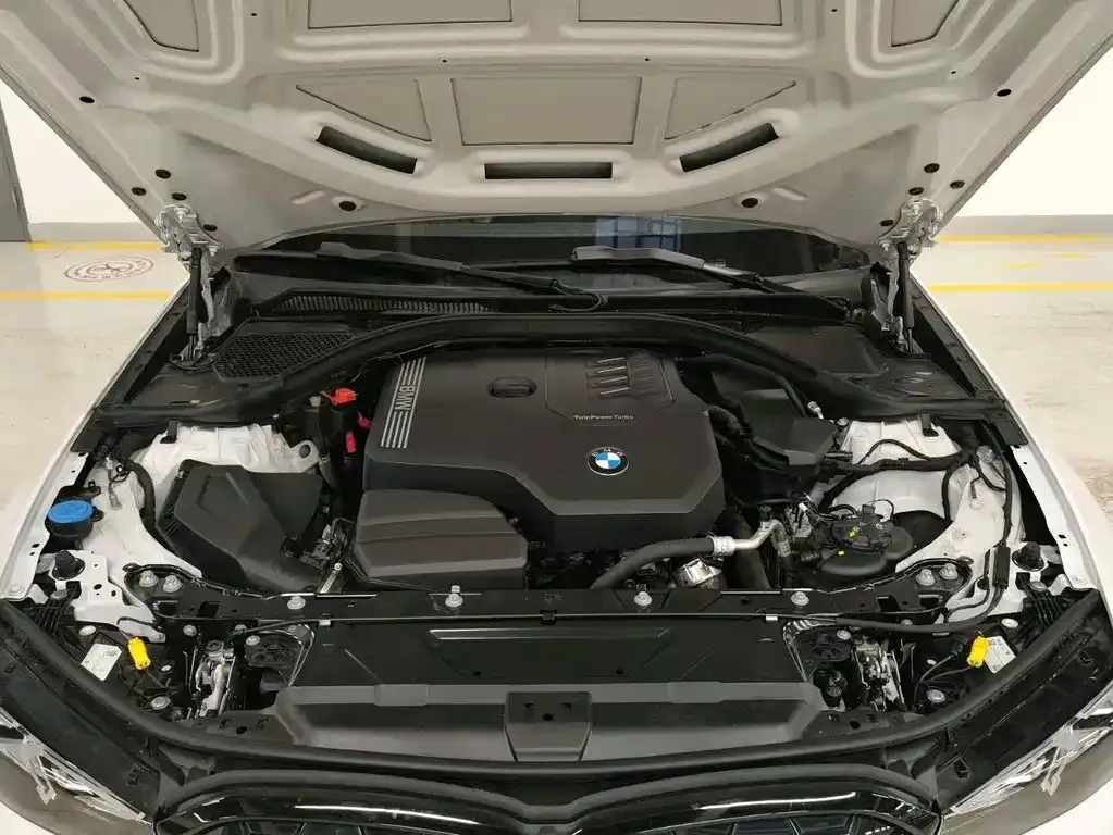 BMW 3 Series 2025 из CN, фото 5