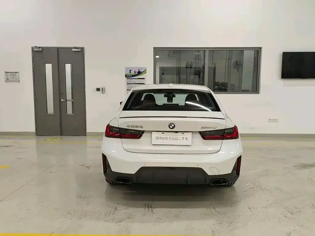 BMW 3 Series 2025 из CN, фото 2
