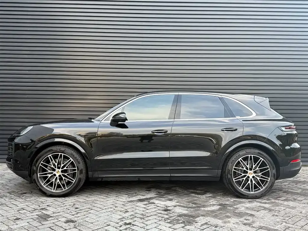 Porsche Cayenne — фото 9