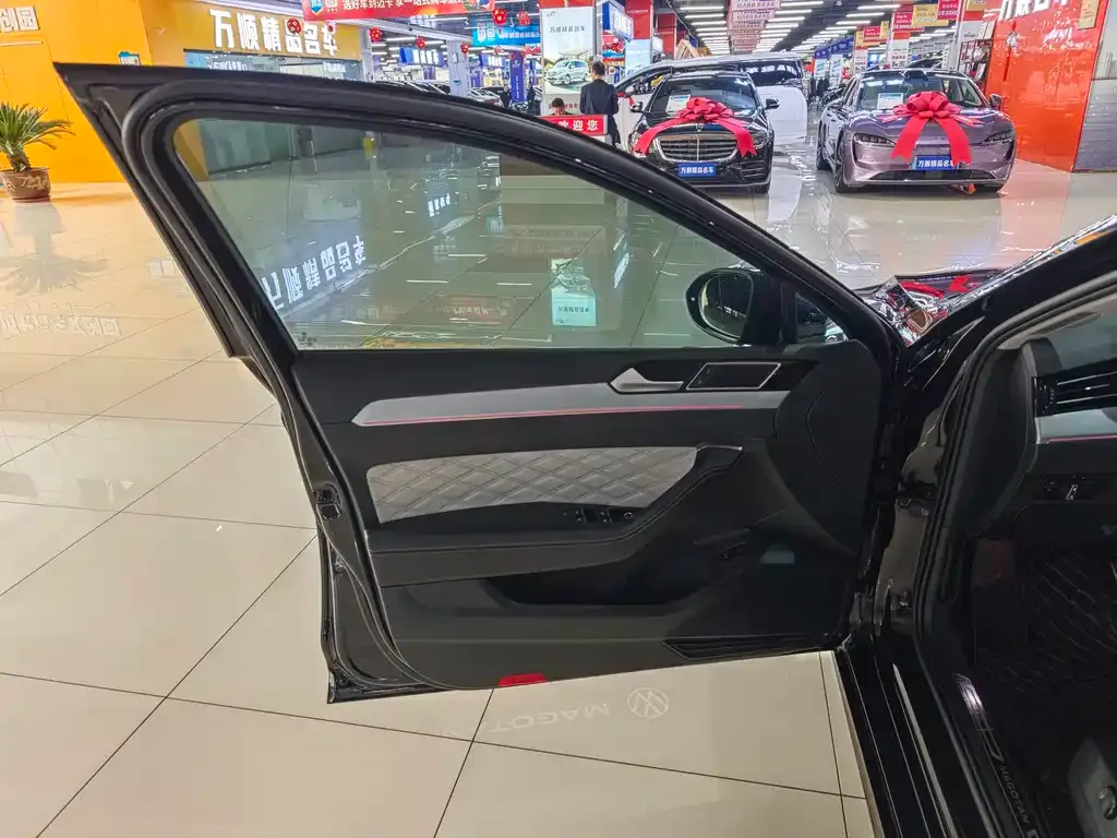 Volkswagen Magotan 2023 из CN, фото 7
