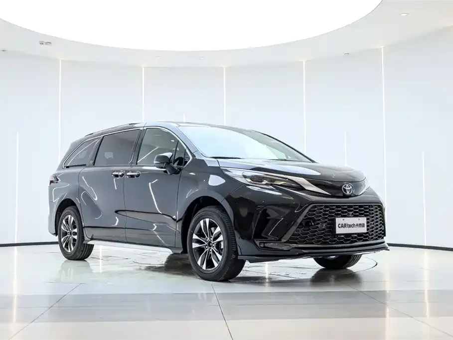 Toyota Granvia — фото 10