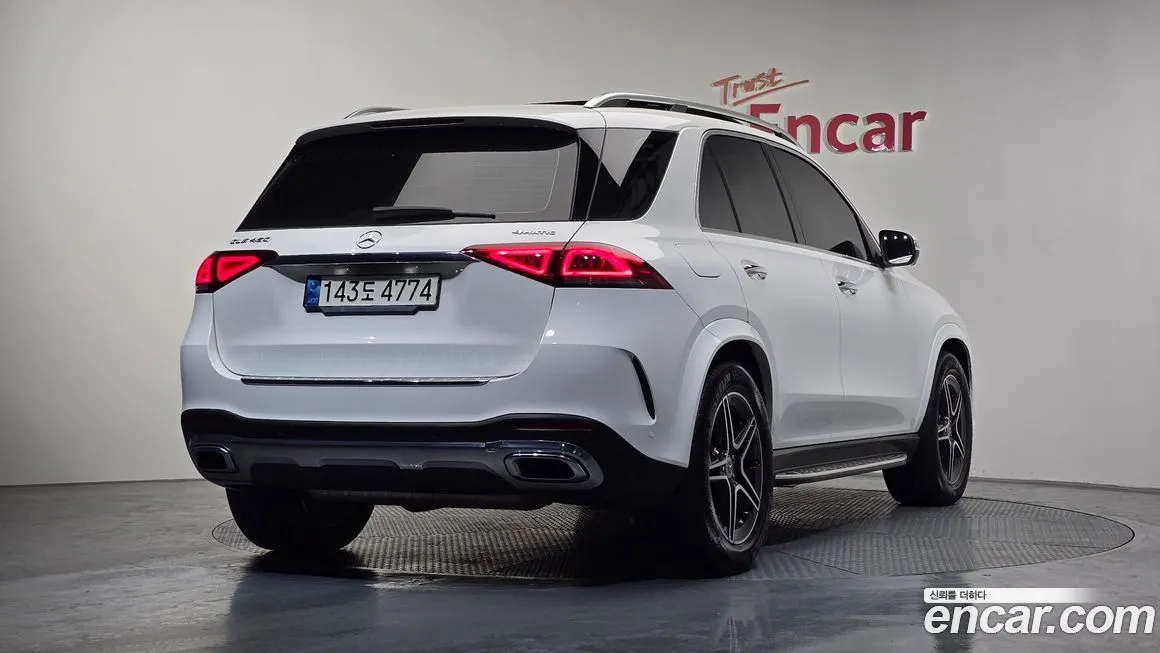 Mercedes-Benz GLE-Class — фото 10