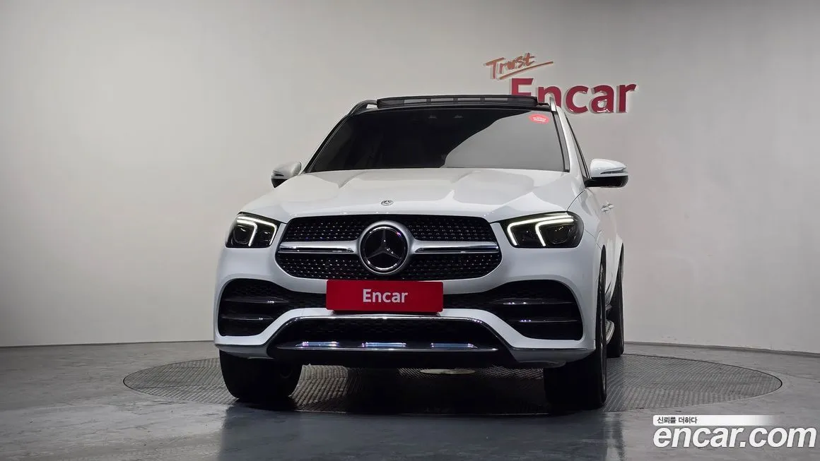 Mercedes-Benz GLE-Class — фото 4