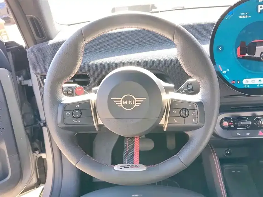 MINI JCW Electric 2025 из CN, фото 7