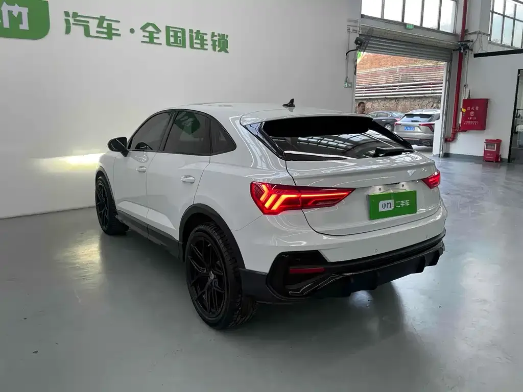 Audi Q3 Sportback — фото 6