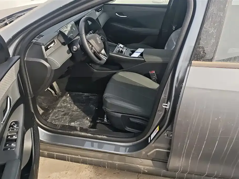 BYD Qin PLUS — фото 10