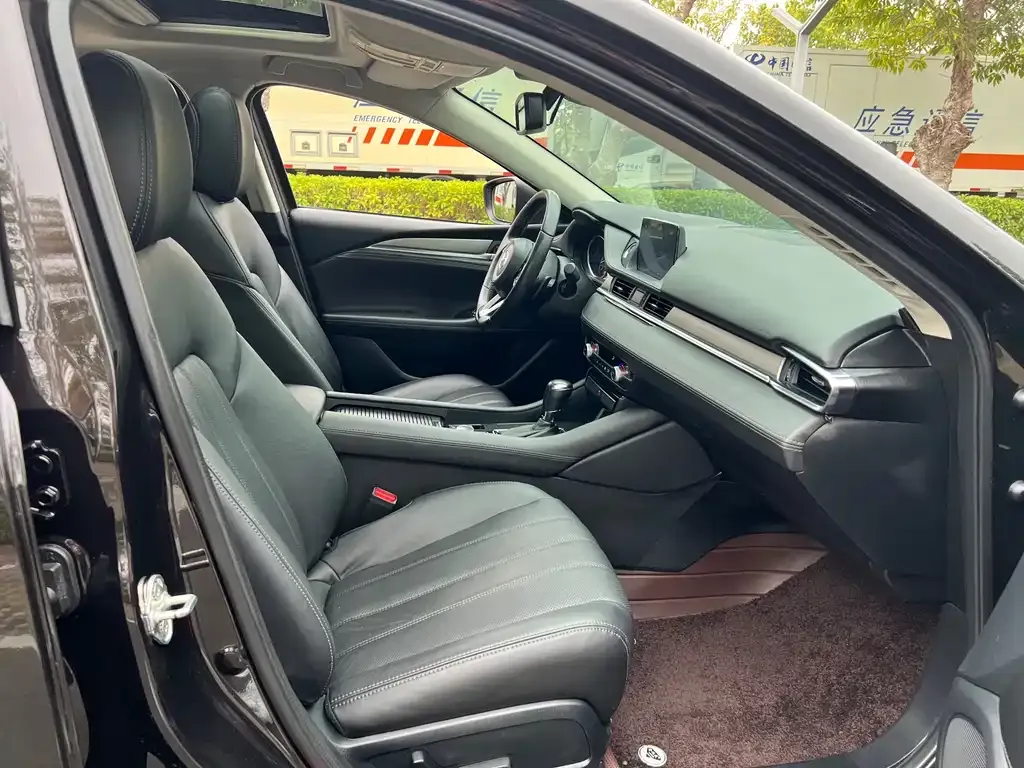 Mazda Atenza 2023 из CN, фото 2