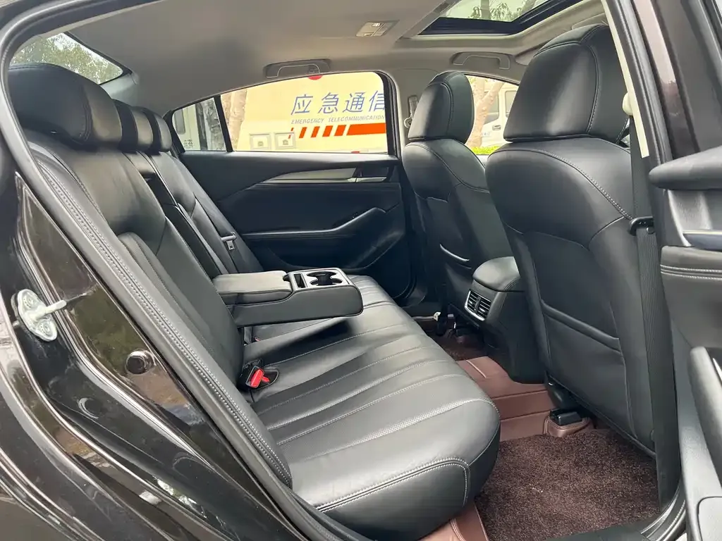 Mazda Atenza 2023 из CN, фото 4