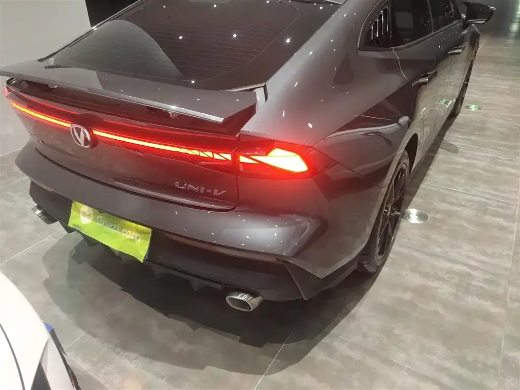 Changan UNI-V 2023 из CN, фото 7