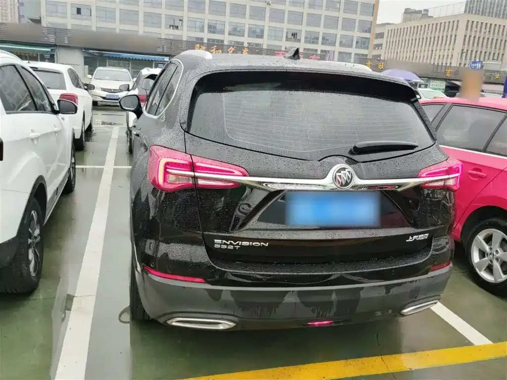 Buick Envision Plus — фото 9