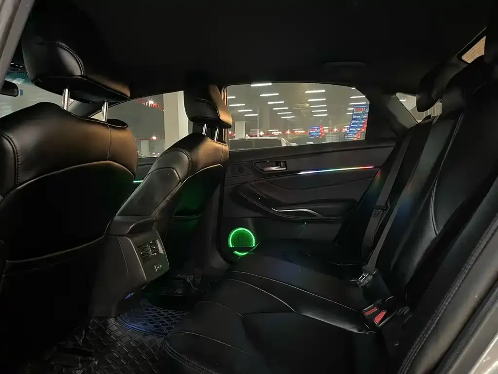 Toyota Avalon 2022 из CN, фото 4
