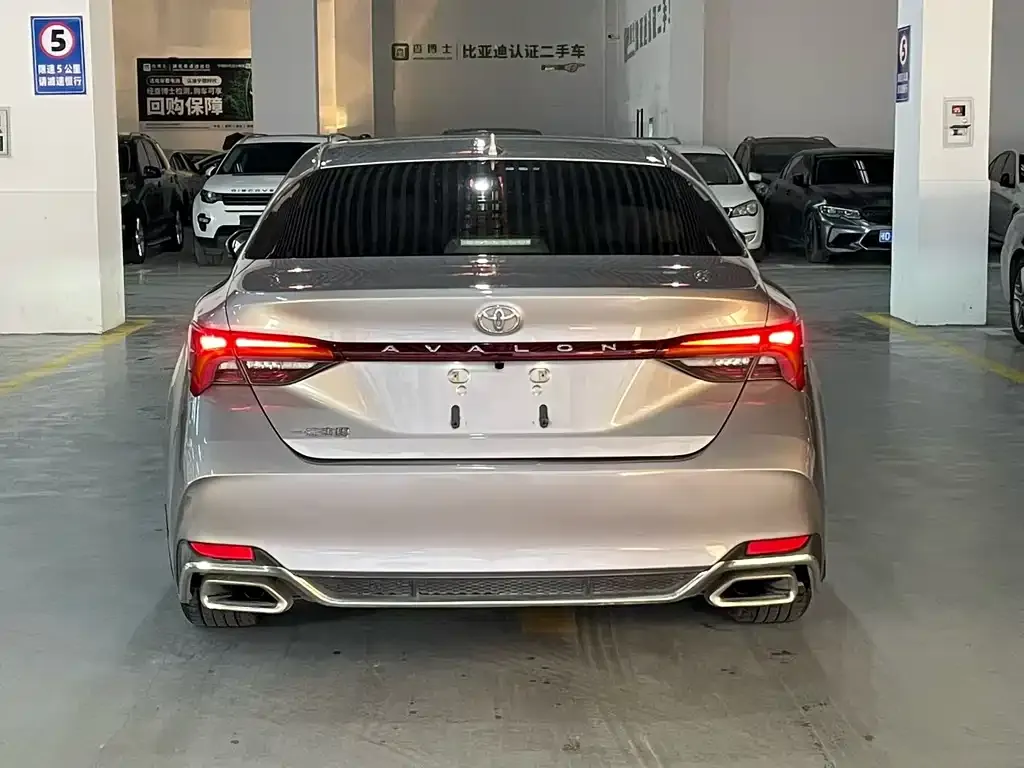 Toyota Avalon 2022 из CN, фото 9