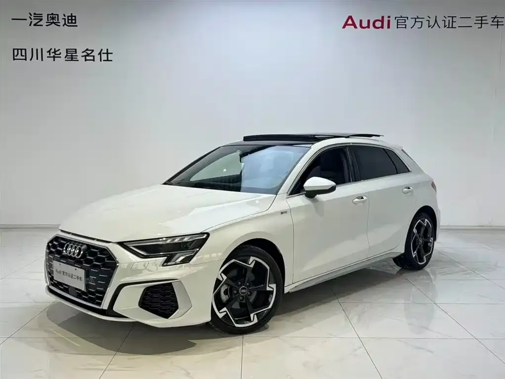 Audi A3 — фото 1