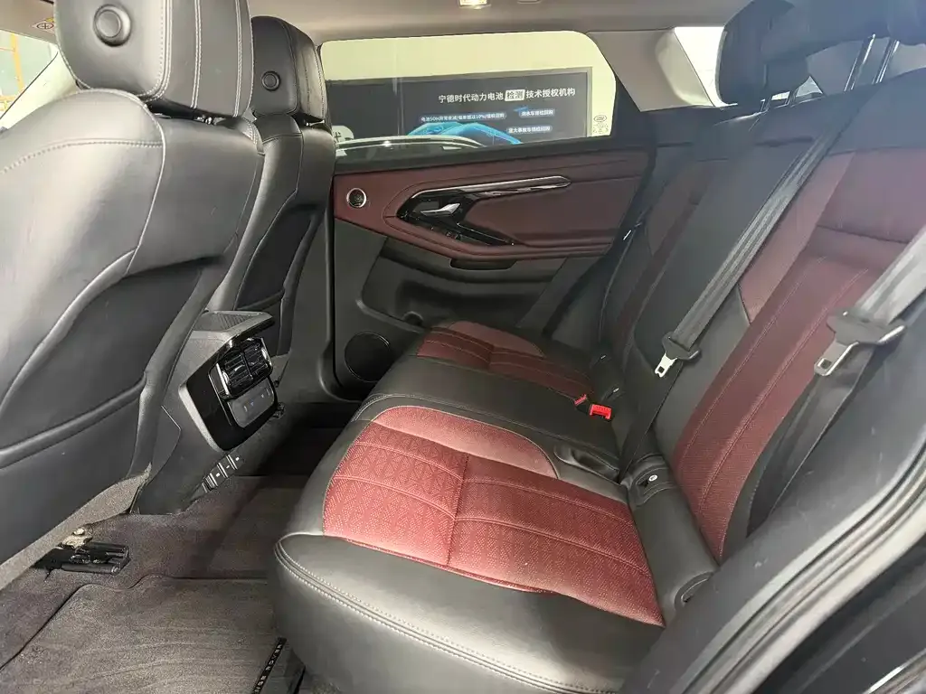 Land Rover Evoque — фото 5