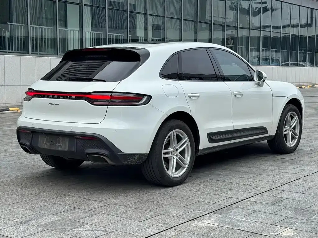 Porsche Macan — фото 3
