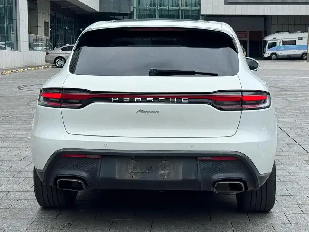 Porsche Macan — фото 6