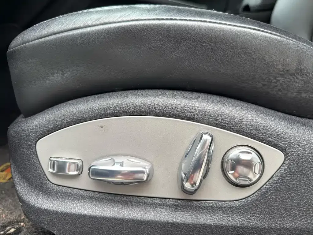Porsche Macan — фото 10