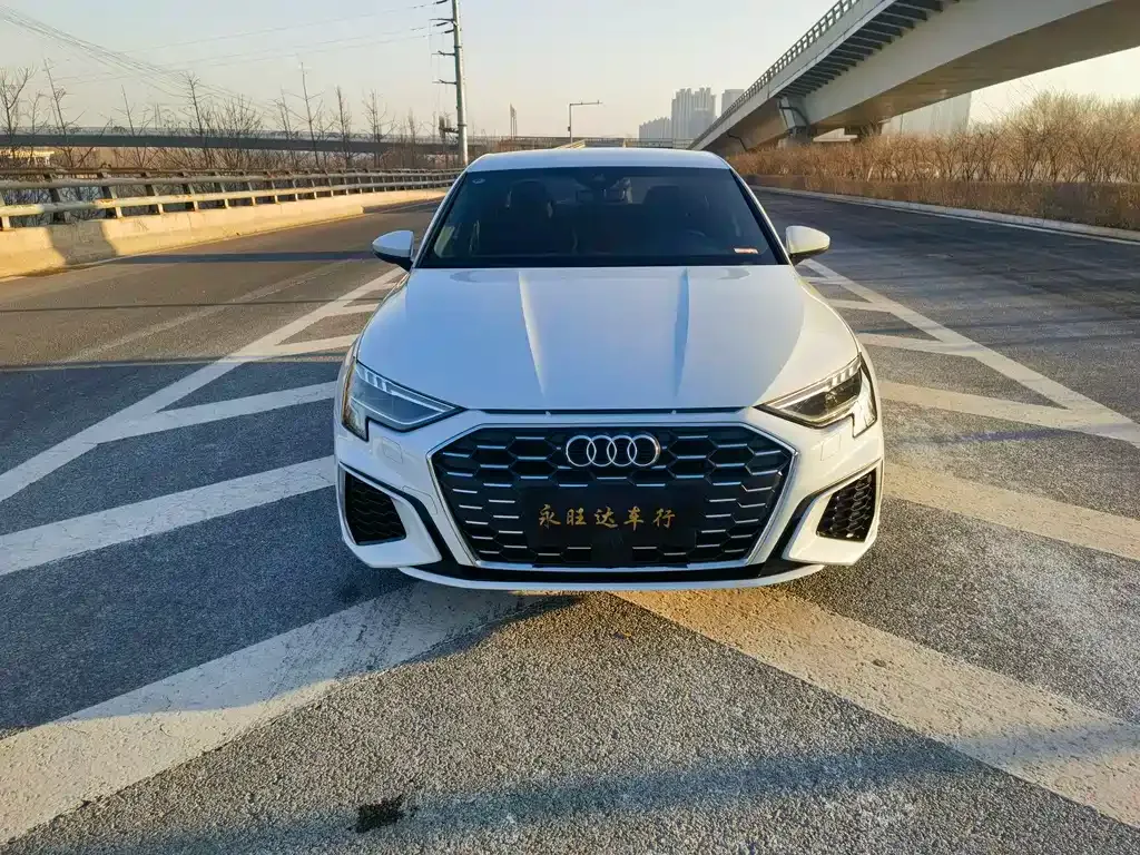 Audi A3 2024 из CN, фото 4