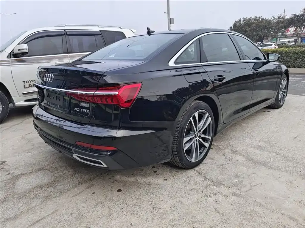 Audi A6L 2022 из CN, фото 8