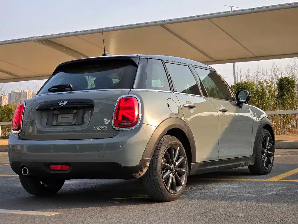 MINI Cooper (3-door) 2021 из CN, фото 3