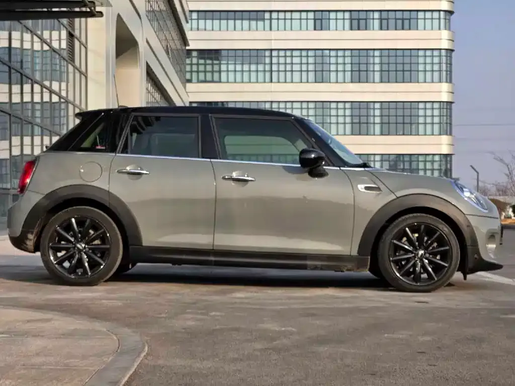 MINI Cooper (3-door) 2021 из CN, фото 4