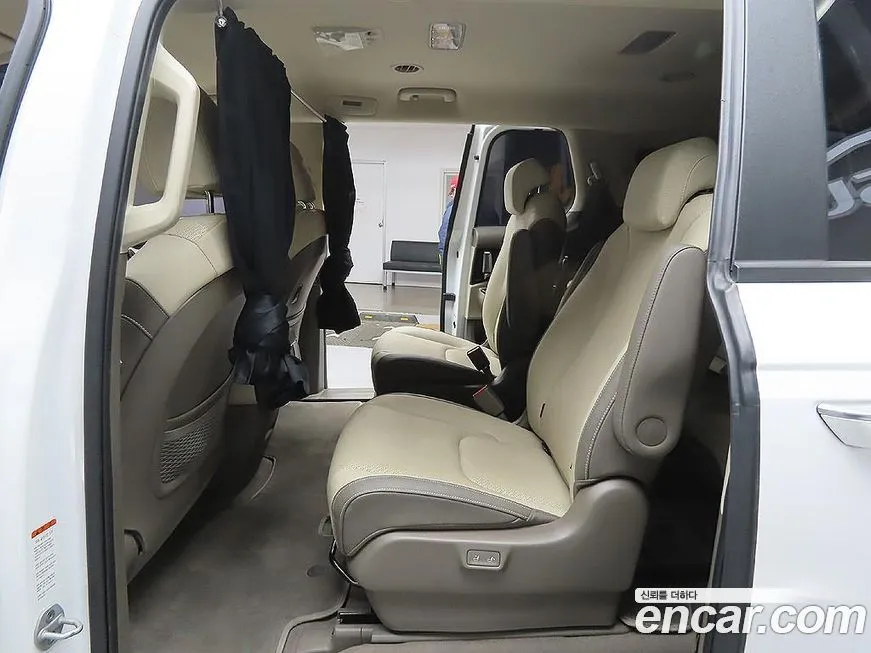 Kia Carnival 2023 из KR, фото 4