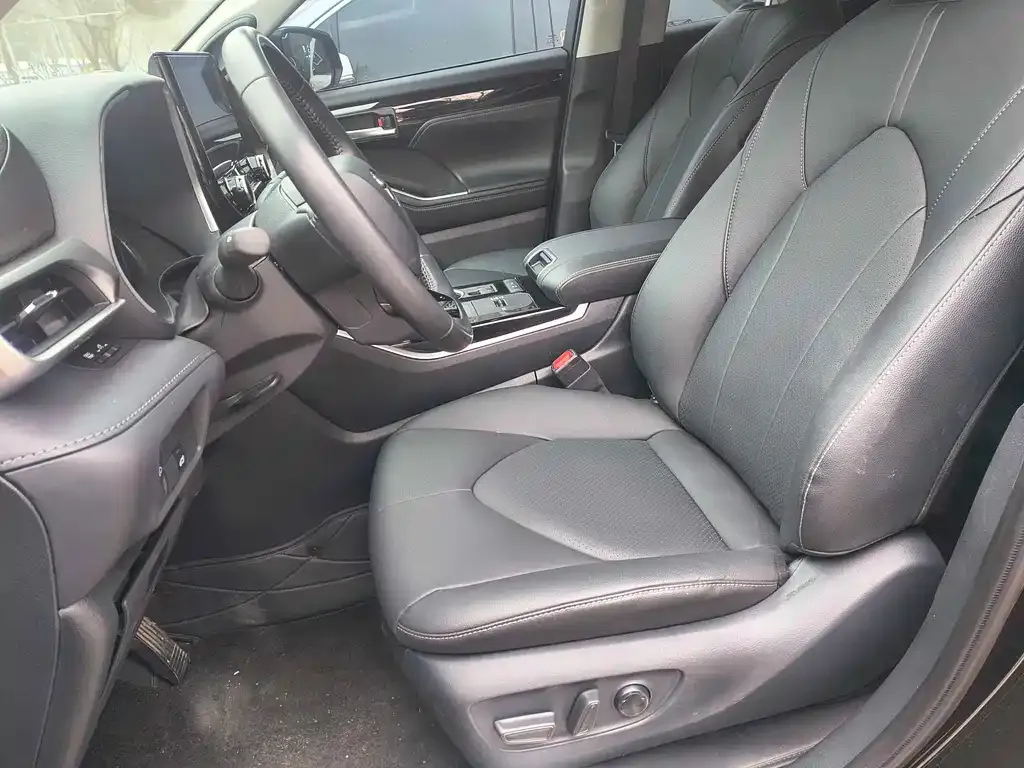 Toyota Highlander 2024 из CN, фото 9