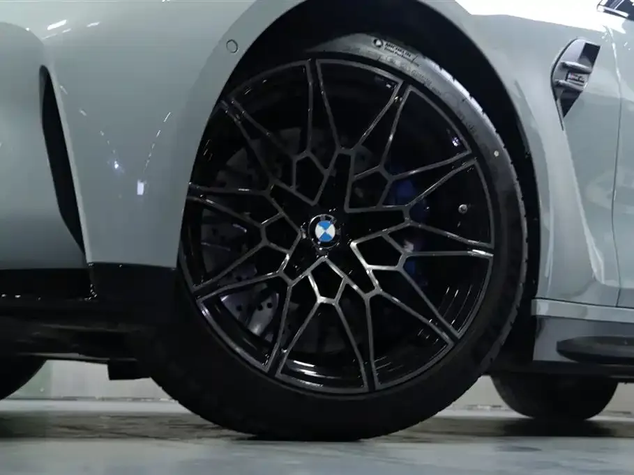 BMW M4 2025 из CN, фото 4