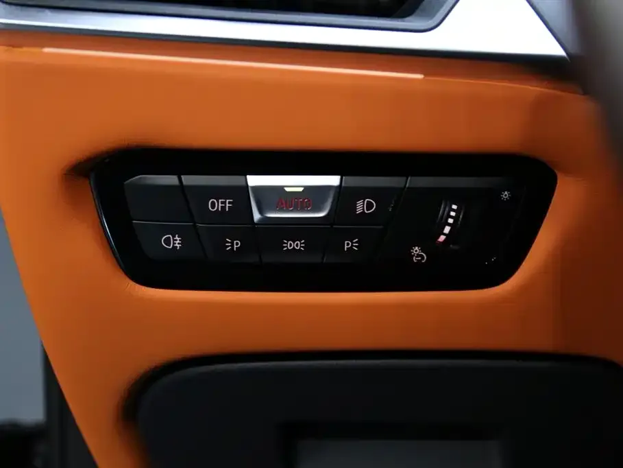 BMW M4 2025 из CN, фото 8