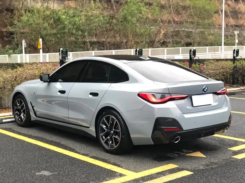 BMW 4 Series 2023 из CN, фото 3