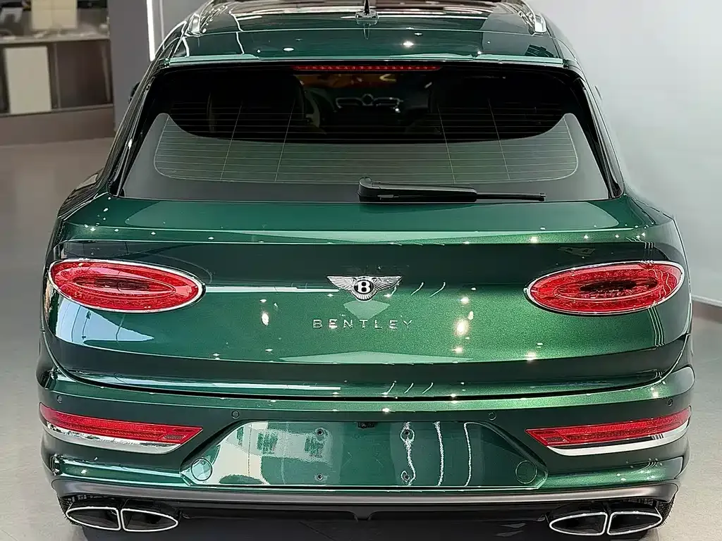 Bentley Bentayga 2022 из CN, фото 2