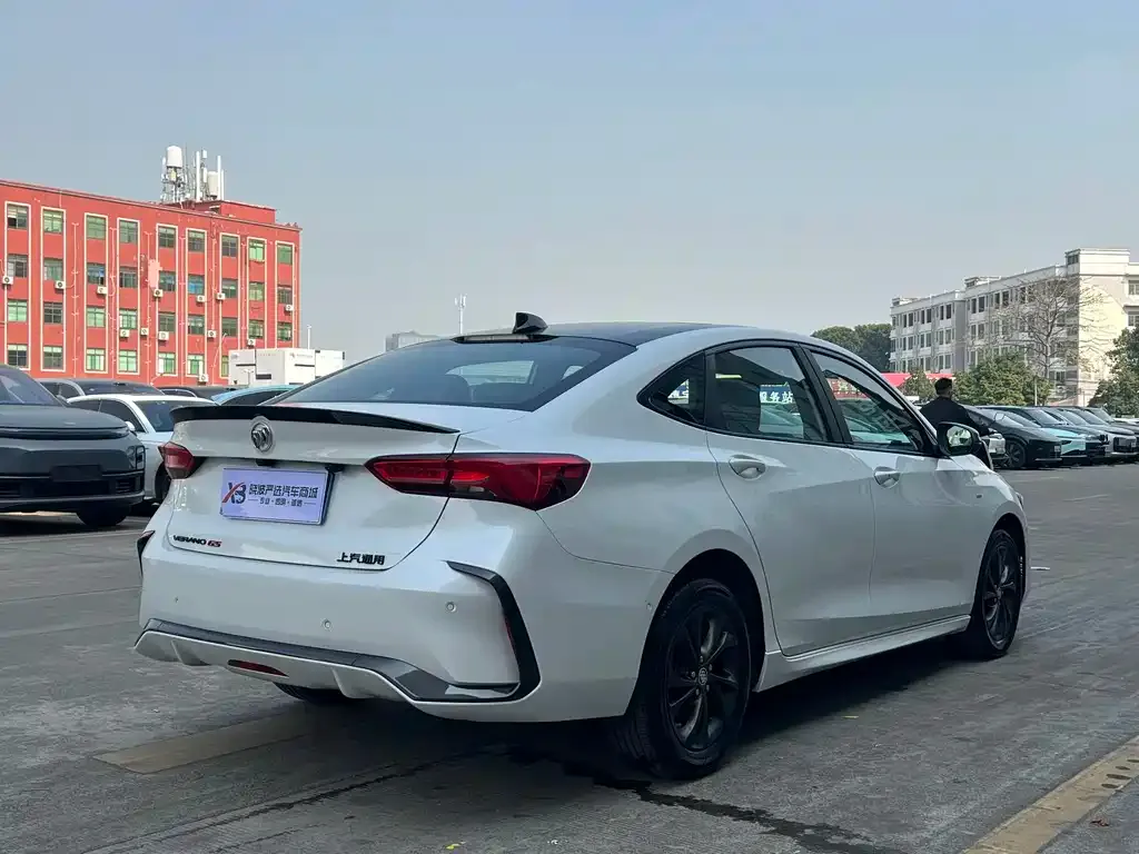 Buick Verano 2025 из CN, фото 5