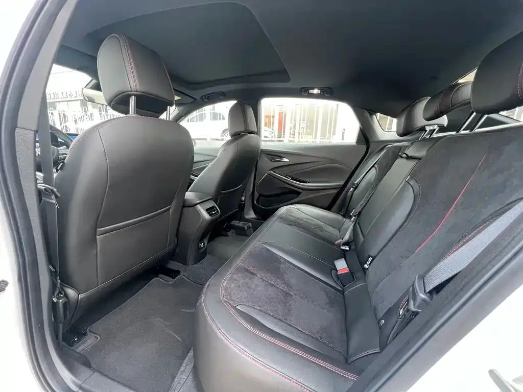 Buick Verano 2025 из CN, фото 3