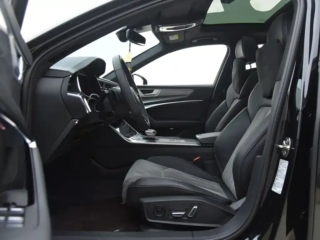 Audi A6L 2024 из CN, фото 3