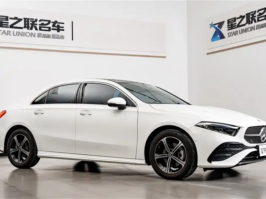 Mercedes-Benz A-Class — фото 6