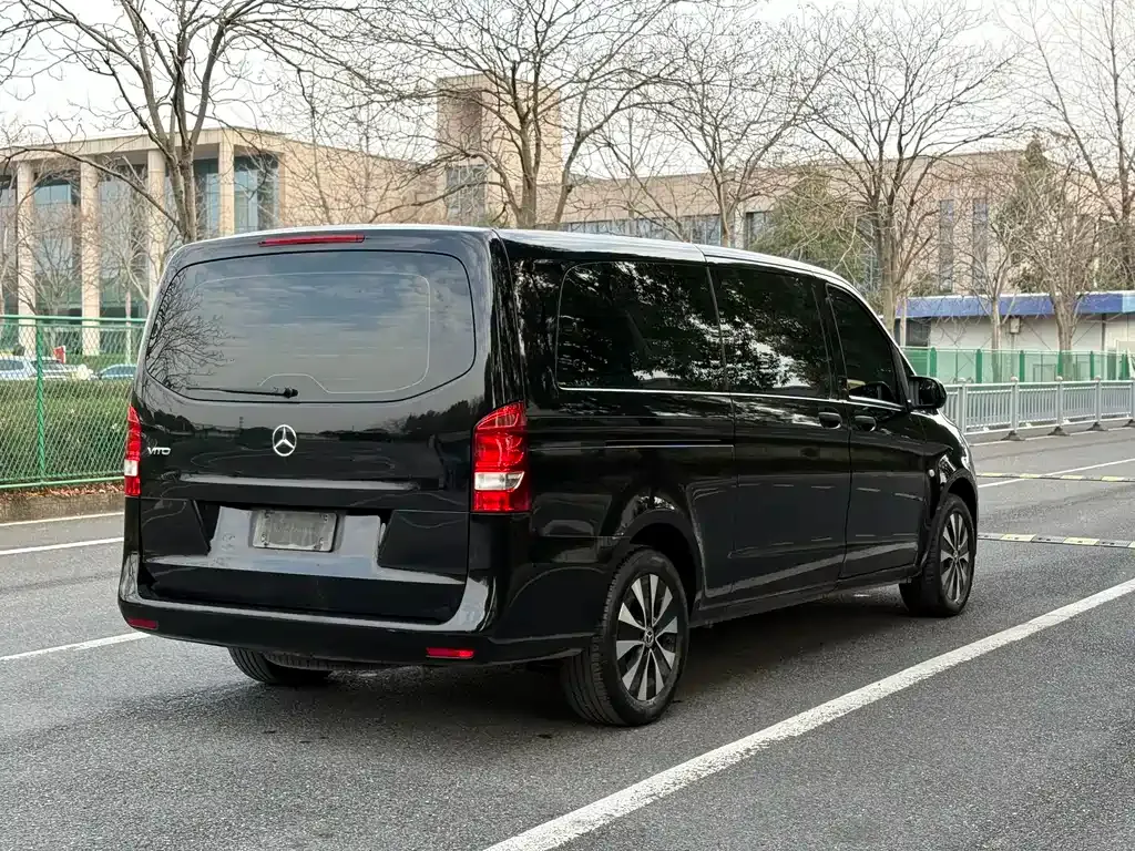 Mercedes-Benz Vito — фото 7