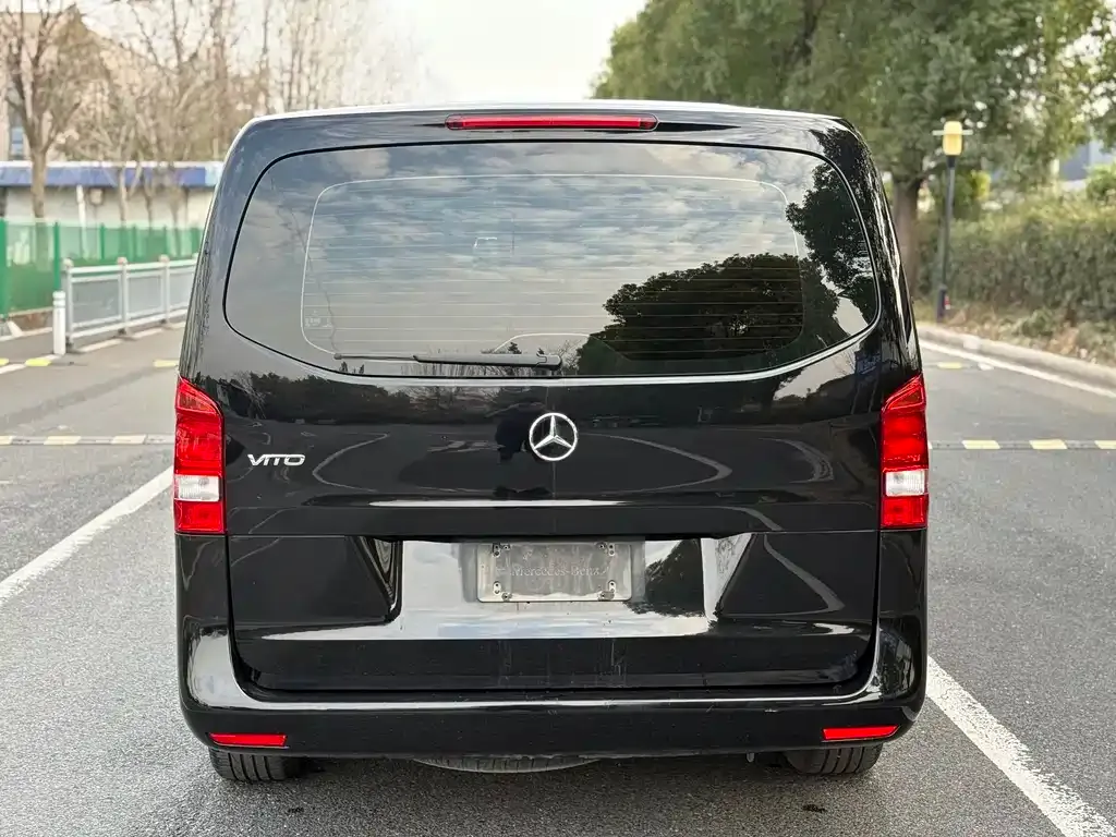 Mercedes-Benz Vito — фото 2