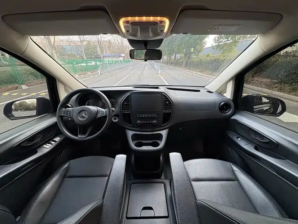 Mercedes-Benz Vito — фото 9