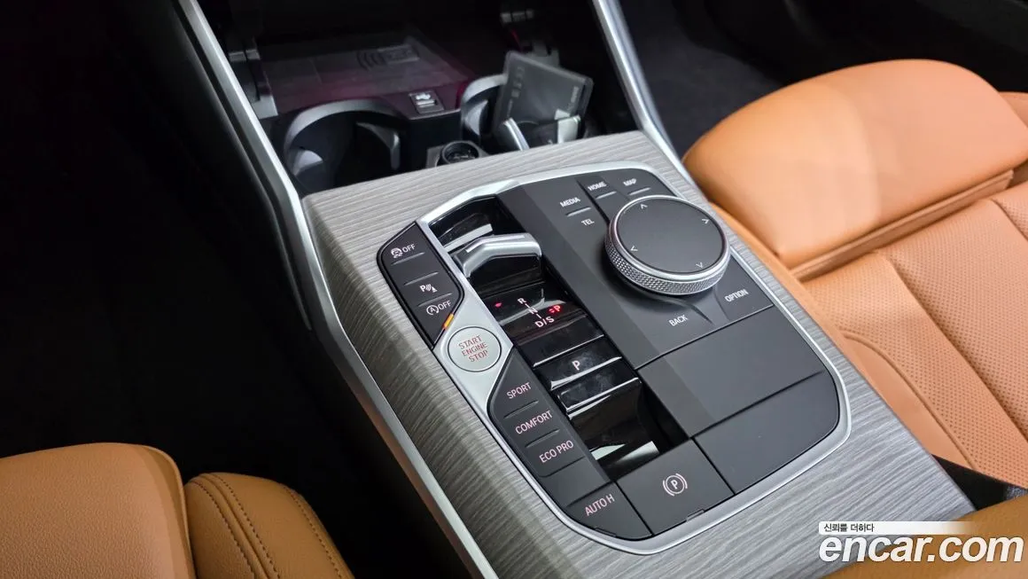BMW 3-Series 2025 из KR, фото 8