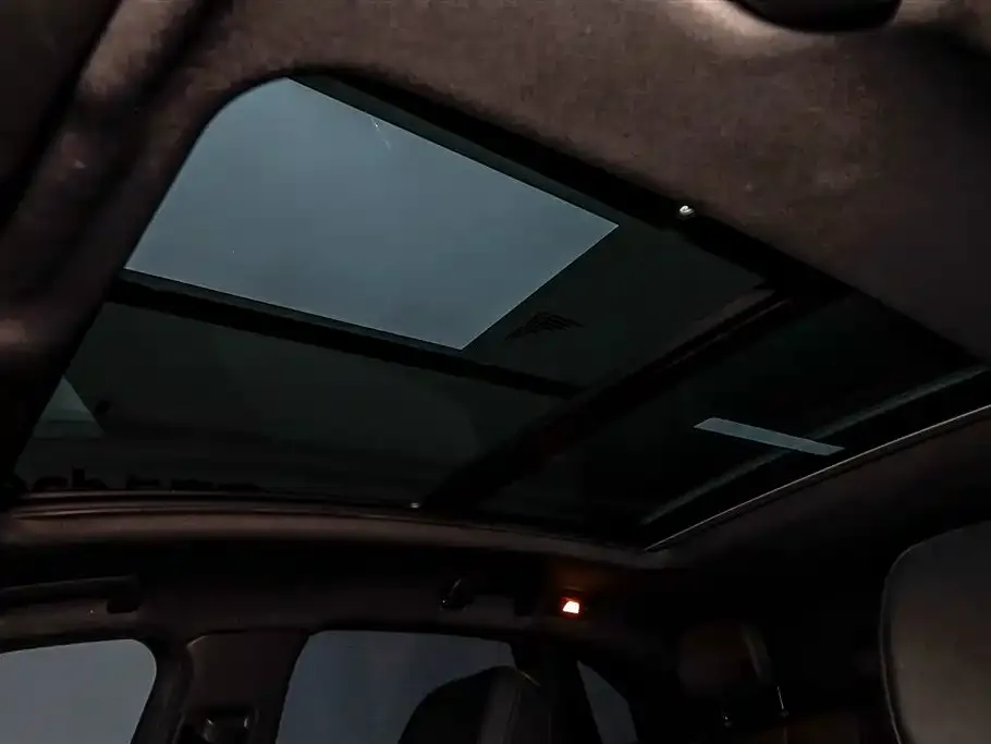 Porsche Macan 2021 из CN, фото 2
