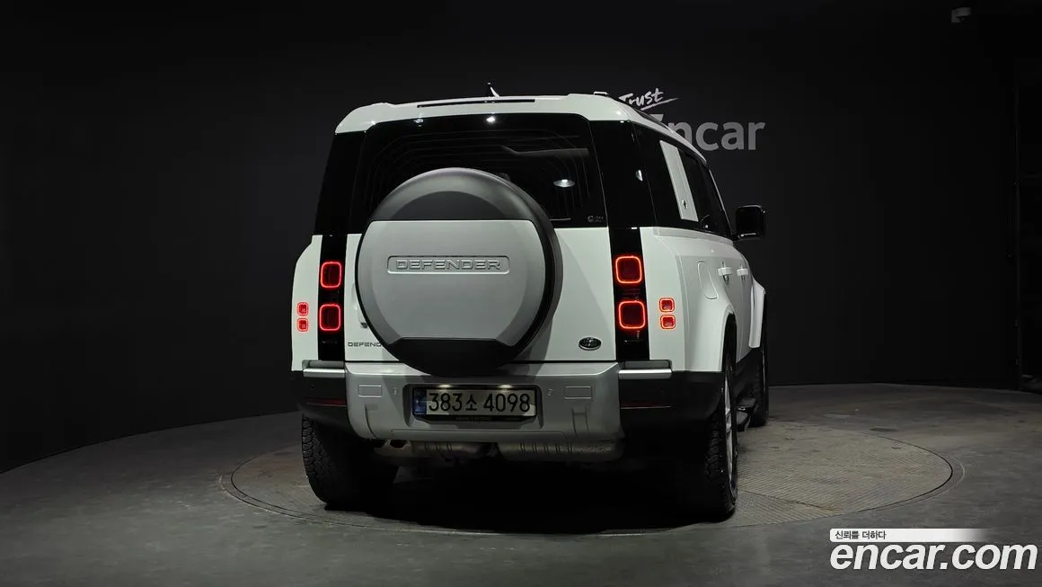 Land Rover Defender 2022 из KR, фото 3