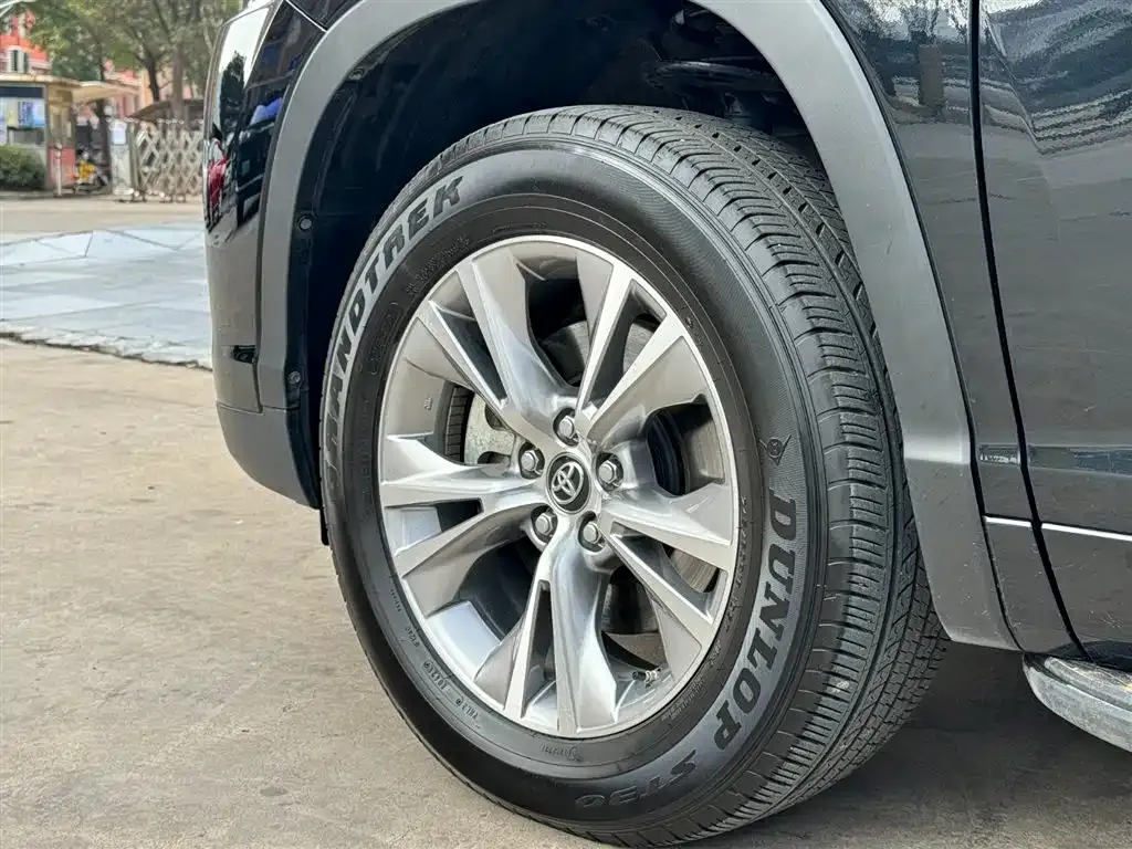 Toyota Highlander 2021 из CN, фото 4