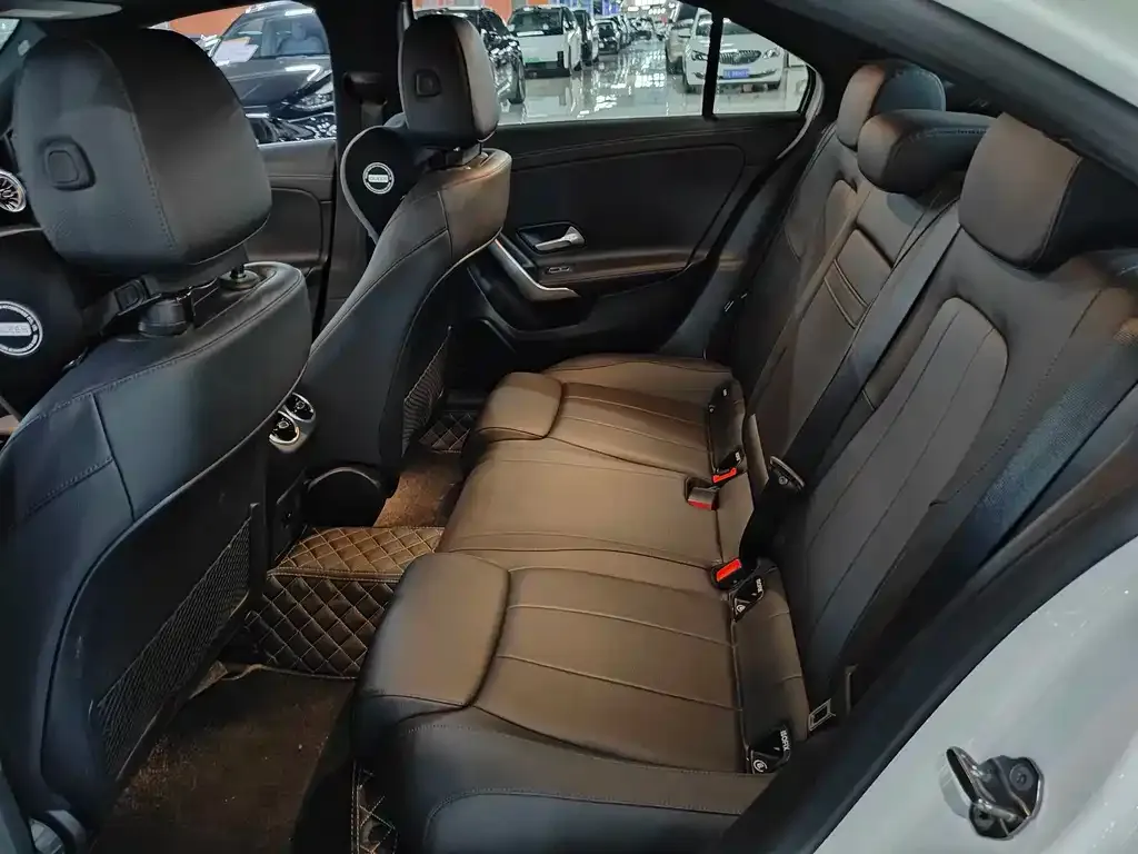 Mercedes-Benz A-Class 2022 из CN, фото 3