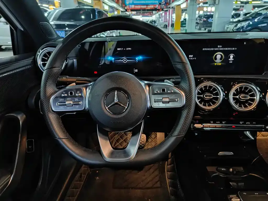 Mercedes-Benz A-Class 2022 из CN, фото 5