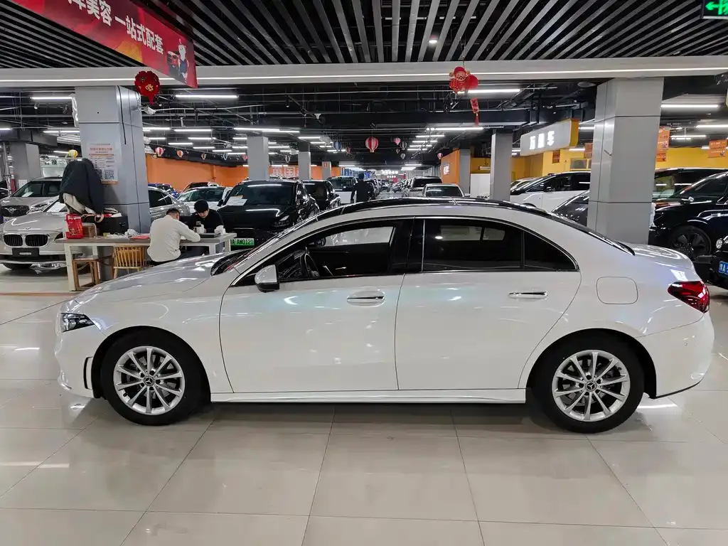 Mercedes-Benz A-Class 2022 из CN, фото 8