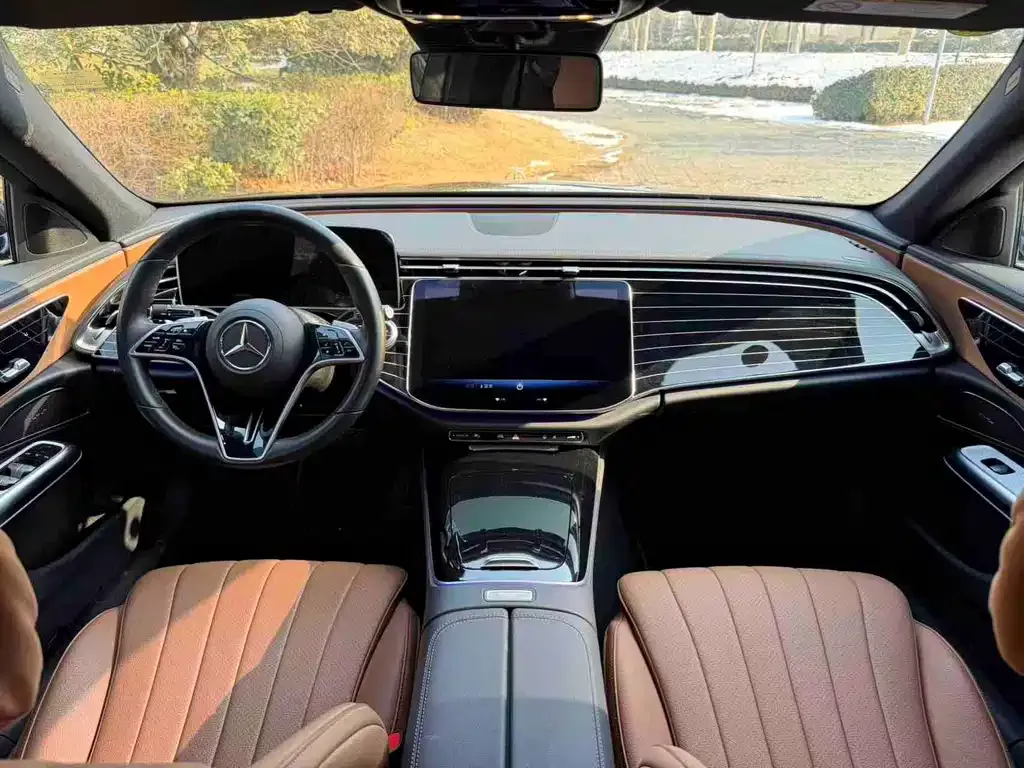 Mercedes-Benz E-Class 2024 из CN, фото 4