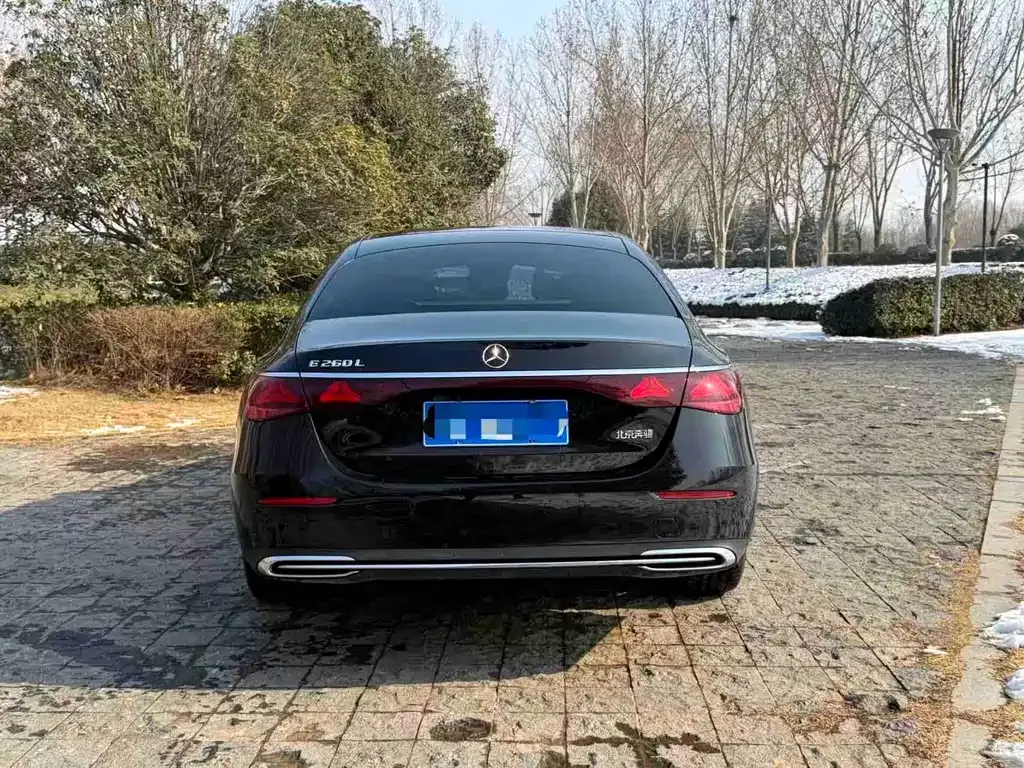 Mercedes-Benz E-Class 2024 из CN, фото 5