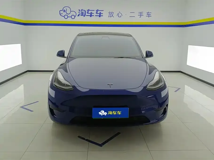 Tesla Model Y — фото 8
