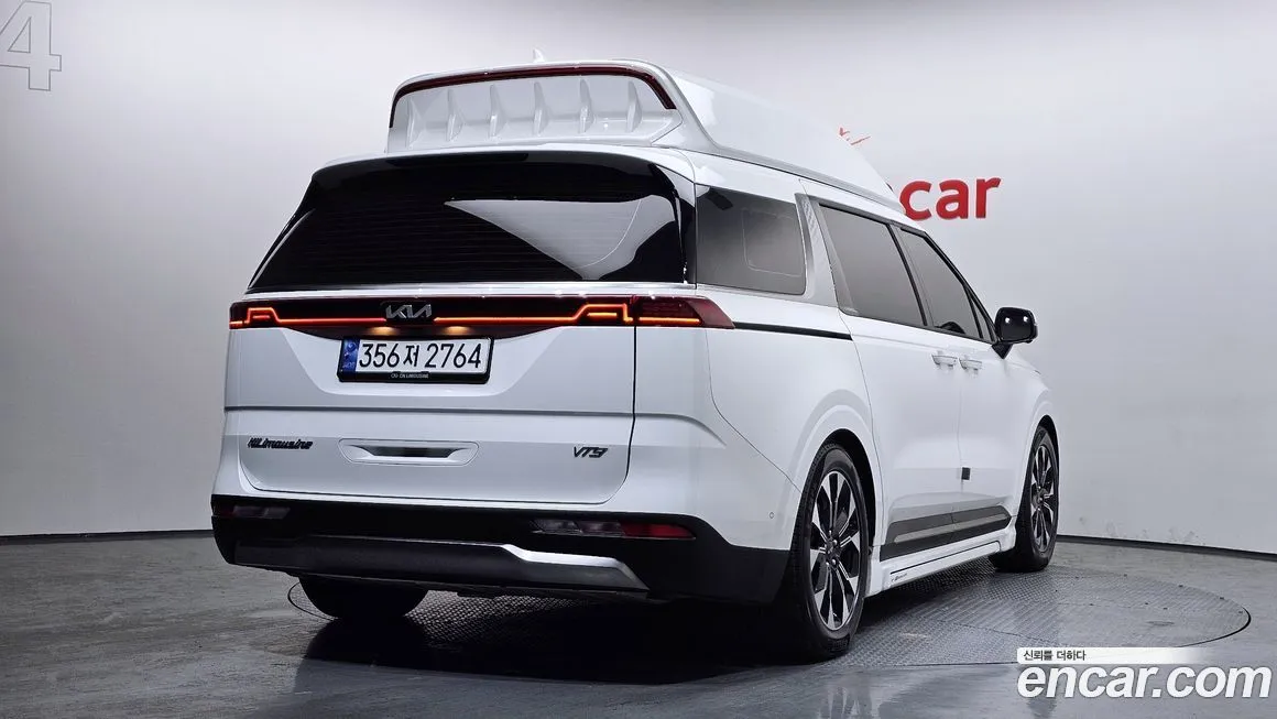 Kia Carnival — фото 3
